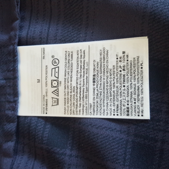 Banana Republic Factory Short Sleeve Purple/Black Plaid T-Shirt, Size M - Picture 6 of 6